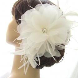 Loren Bridal Hair Accessory Flower Clip